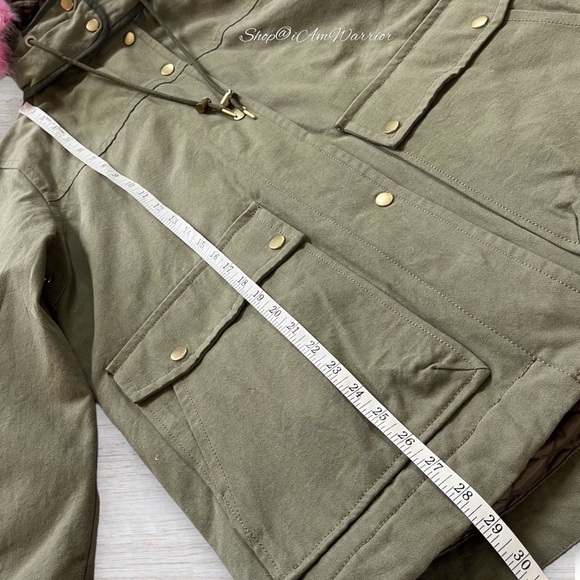 J.Crew Collection NWT down filled
Parka with pink faux fur hood *shop@iamwarrior - Picture 12 of 16